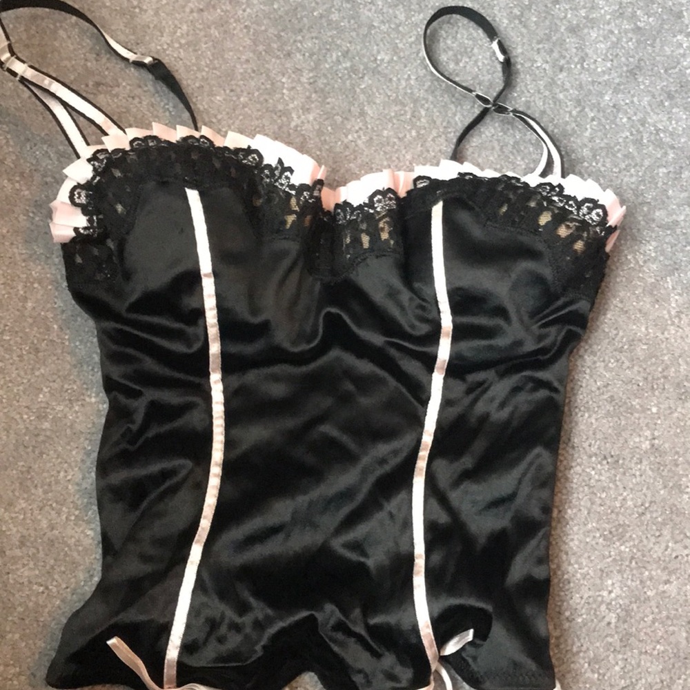 Victoria secret bustier